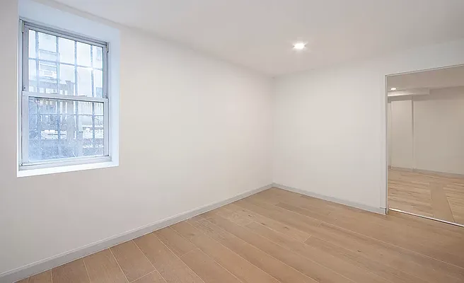 Rented by R New York | media 4