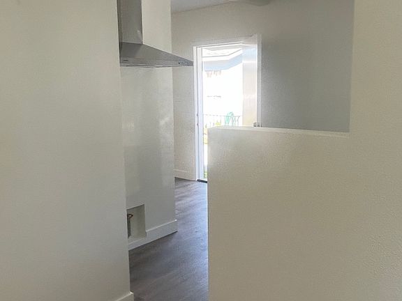3rd image of 7736 Wilcox Ave