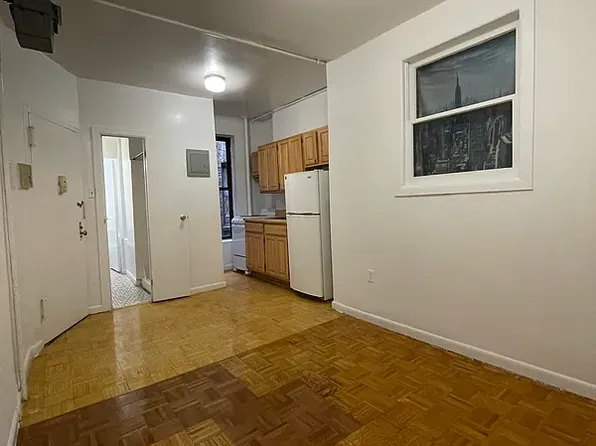 416 W 56th St, New York, NY