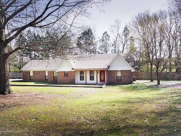 2nd image of 3160 Shady Hill Dr