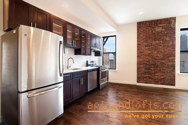 Rented by aptsandlofts.com | media 40