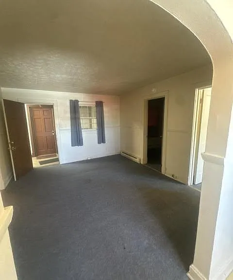 529 E Main St #7 — Photo 7