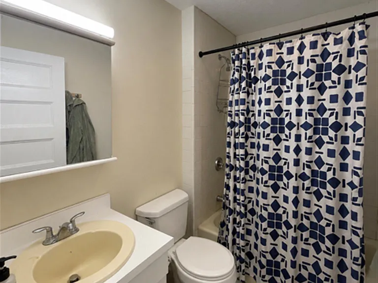 25 Willow Ave #1 — Photo 11