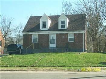 1st image of 2620 McCall St