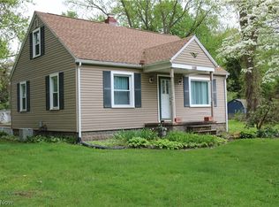 1369 Milan Ave, Akron, OH 44320