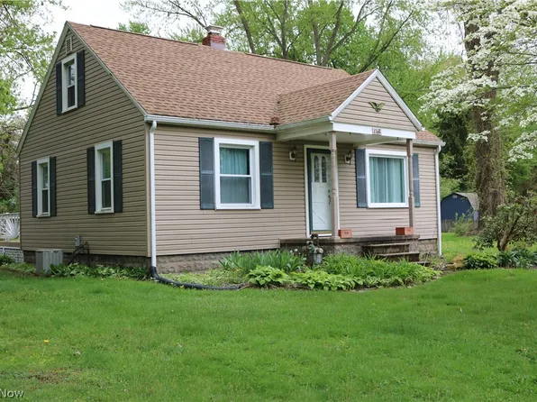 1369 Milan Ave, Akron, OH 44320
