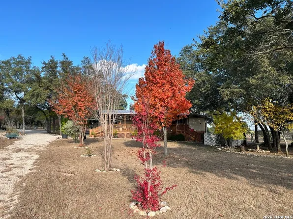 3187 County Road 361, Utopia, TX 78884