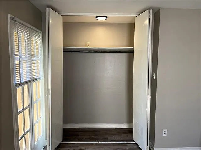 4037 Georgetown Dr — Photo 13