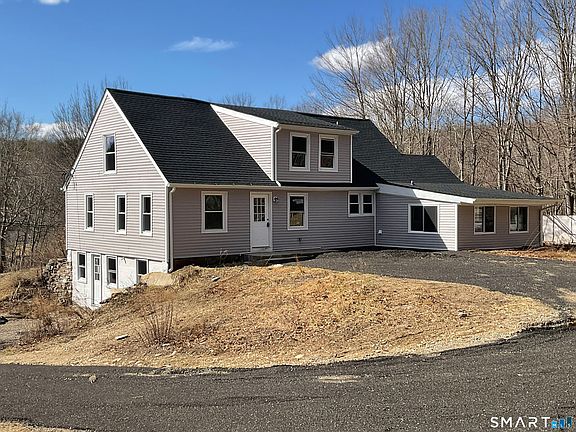 4th image of 200 Pond Hill Road