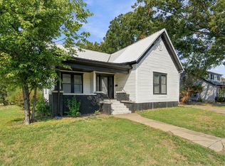403 E 6th St, Pawhuska, OK 74056