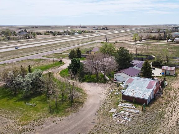 2nd image of 202 W Frontage Rd