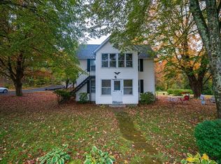289 Pelham Rd, Amherst, MA 01002
