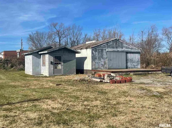 614 N Washington St, Carbondale, IL 62901