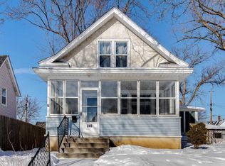 245 Sidney St E, Saint Paul, MN 55107
