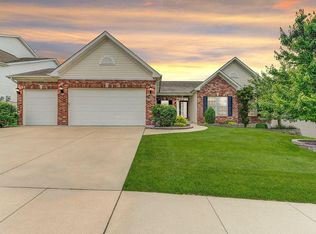 1344 Sand Key Ct, Fenton, MO 63026