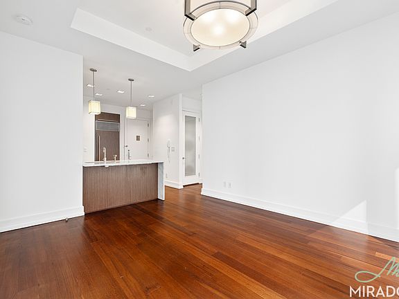 5th image of 2 Water St APT 8D