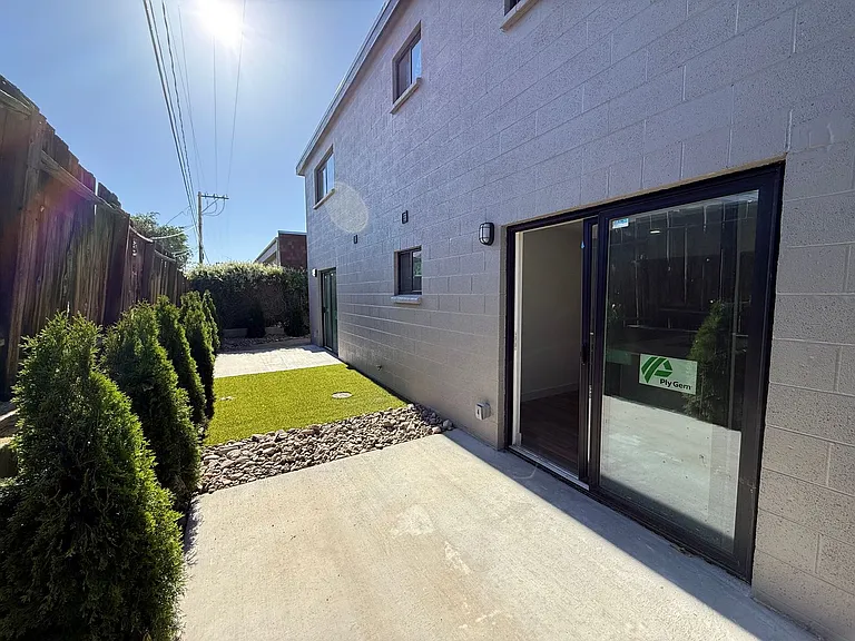 1565 Carlin St — Photo 43