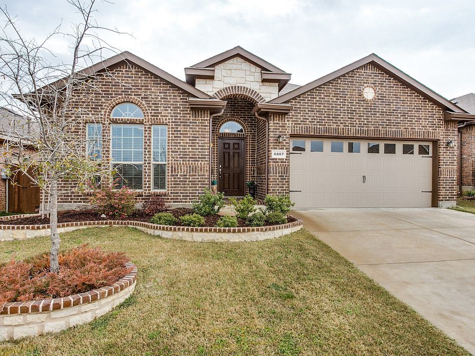 1st image of 6807 Muirfield Dr