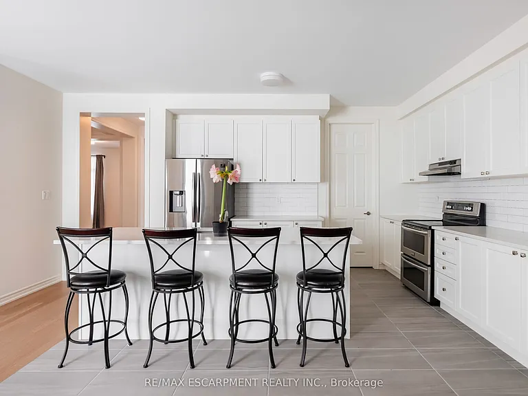 48 Sparrow Way — Photo 15