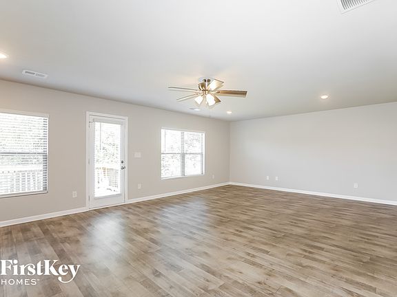 2nd image of 52 Overlook Dr