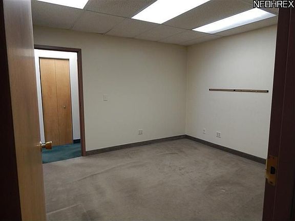 4th image of 1125 Triplett Blvd