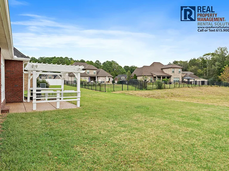 7670 Knobdate Rd — Photo 31
