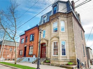 78 Orange St, Saint John, NB E2L1M3