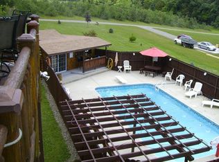 69 Cedar Ln, Hudson, NY 12534