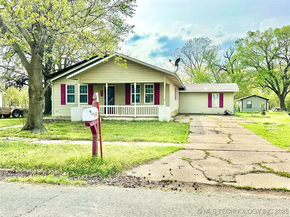 503 NW 3rd St, Stigler, OK 74462