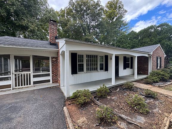 5th image of 2047 Overbrook Rd