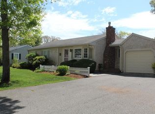 94 Trotting Park Rd, West Dennis, MA 02670