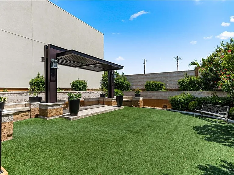 207 Canary Ave — Photo 19