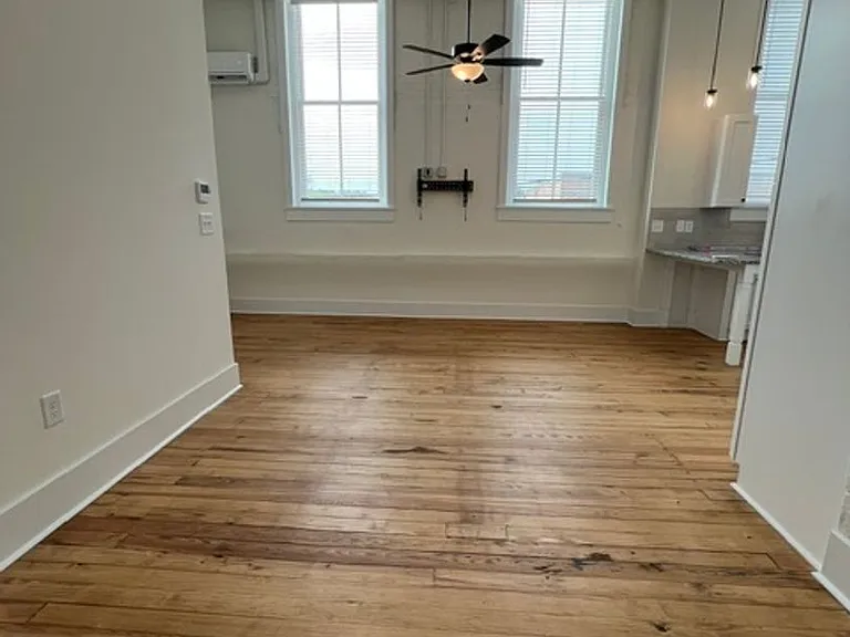 114 Nassau Pl — Photo 4