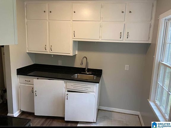3rd image of 9008 Belcrest Dr