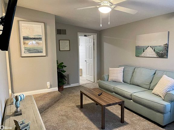 4th image of 205 Asbury Dr