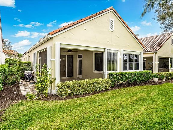 4th image of 1647 Victoria Cir