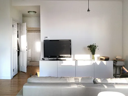 Rented by Owner | media 13