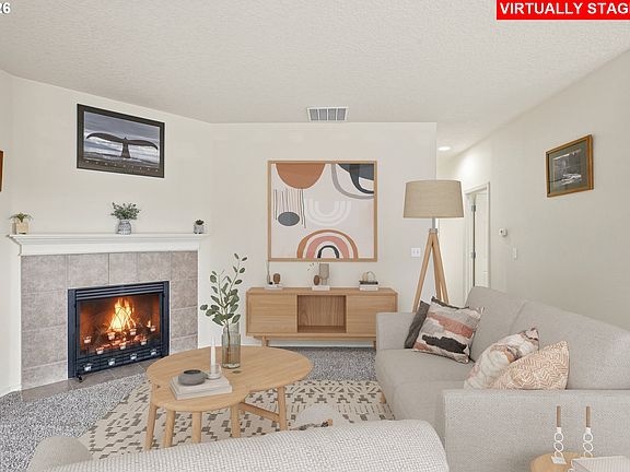3rd image of 1413 NE 87th Cir