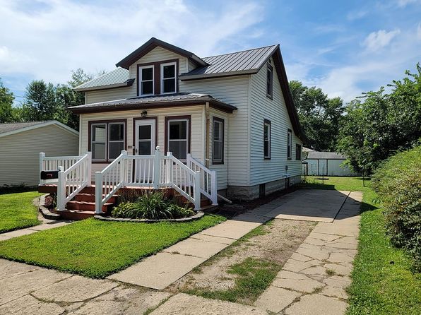 1311 E St