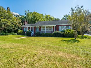 1739 Middle St, Sullivans Island, SC 29482