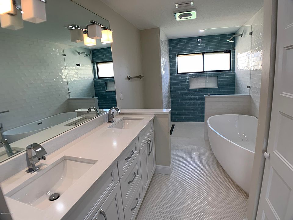 1st image of 606 Manatee Dr #606