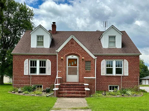 401 S 4th St, Owensville, MO 65066