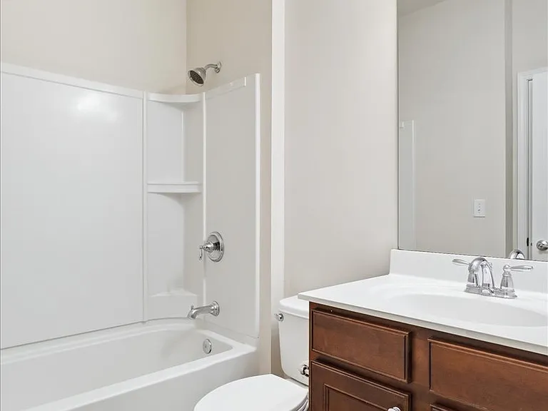 2705 Azalea Bluff Dr — Photo 6