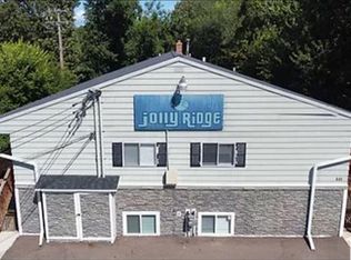 401 W Jolly Rd #6, Lansing, MI 48910