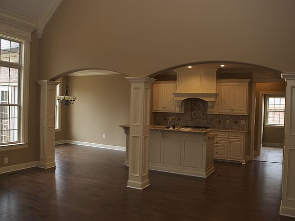 5th image of 13901 Foxfield Ln