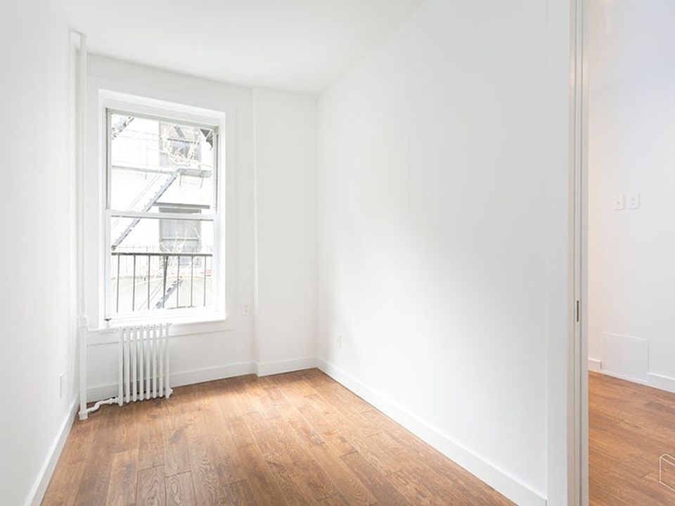 1st image of 150 Sullivan St APT 13