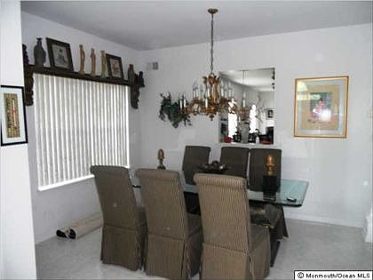 3rd image of 10 Belvedere Dr