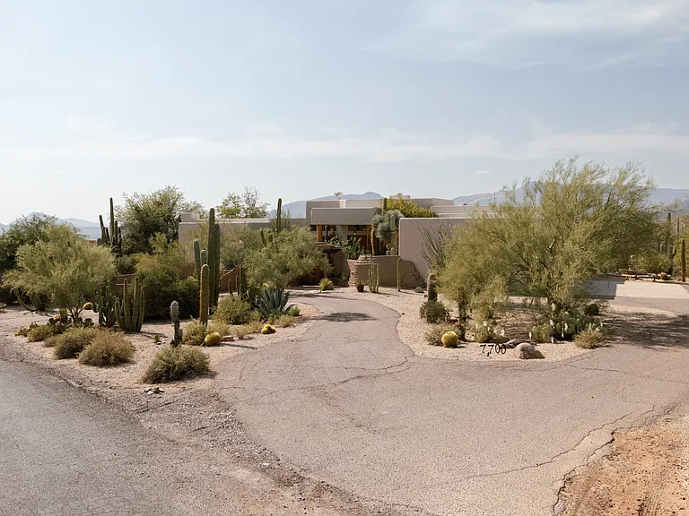 7700 E Arroyo Rd — Photo 22