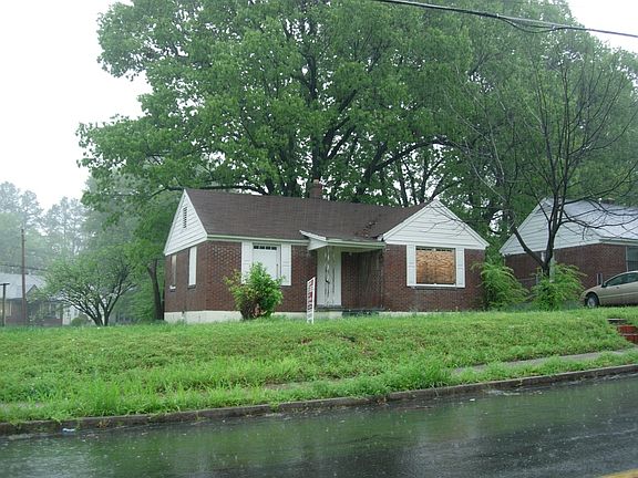 Home is on a great corner lot!