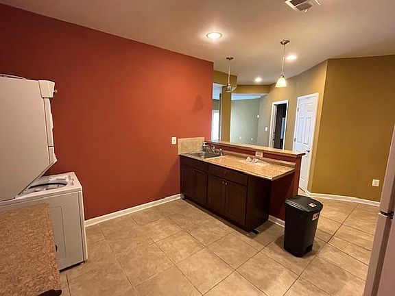 5th image of 9092 Purvis Dr